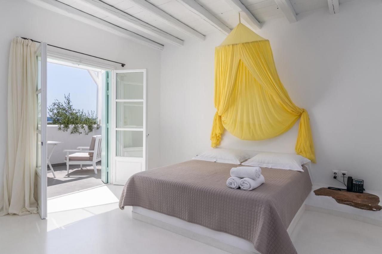 Thalassitra Private Pool Suites Adamantas  Exteriör bild